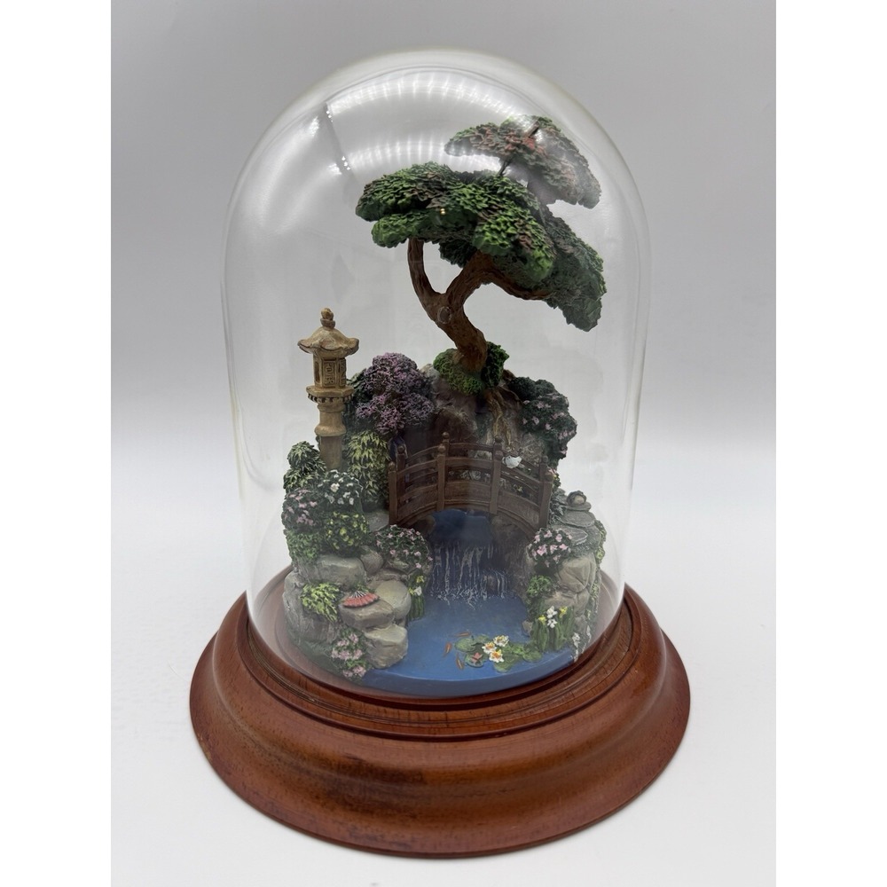 Vintage 1989 The Franklin Mint Imperial Garden of Harou-Ko Sculpture Glass Dome